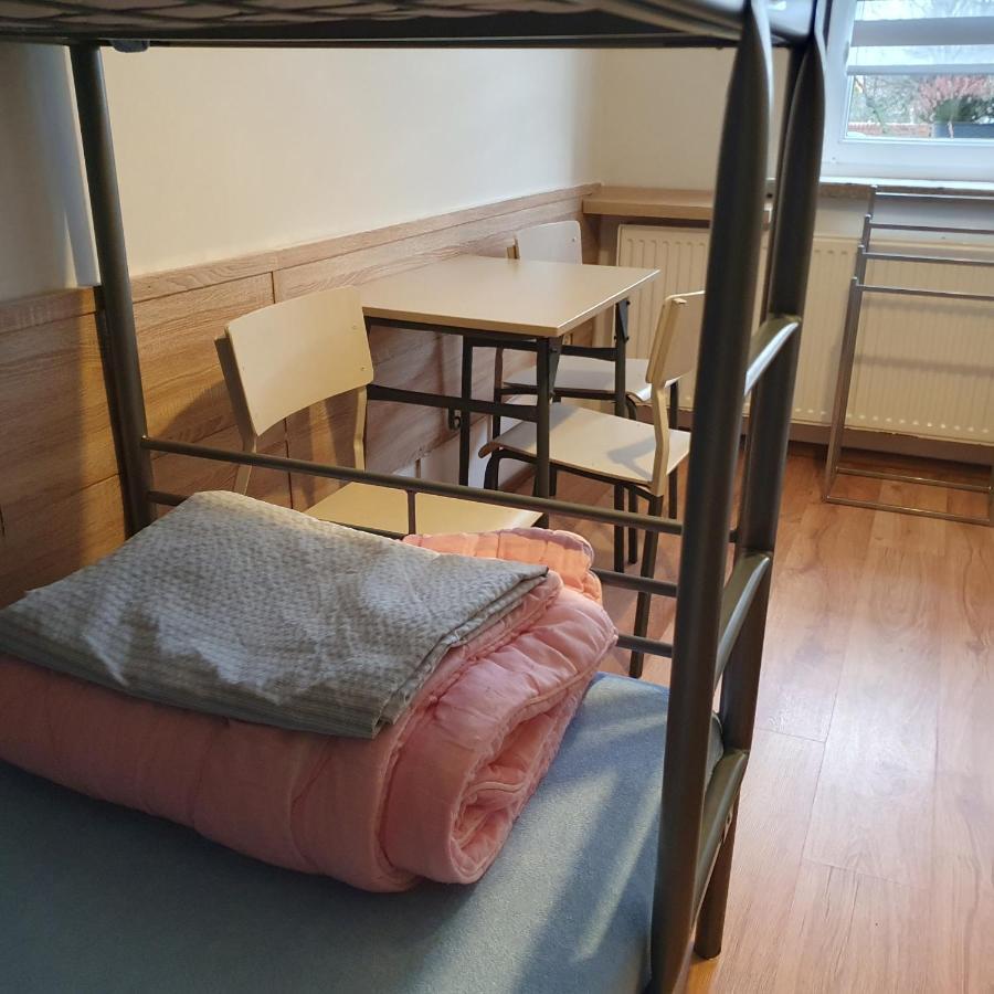 Noclegi Silesia Aster Tychy Habitación foto